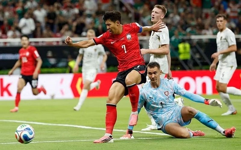 Những thay đổi về thể thức và sức ép lên các đội bóng nhỏ