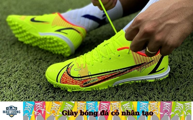 Giày bóng đá cỏ nhân tạo