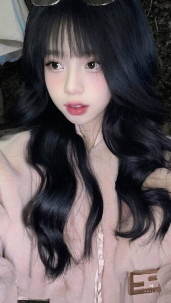 Gái Trung thời trang sang trọng