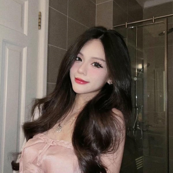 Trần Ngọc Thủy Tiên là ai?