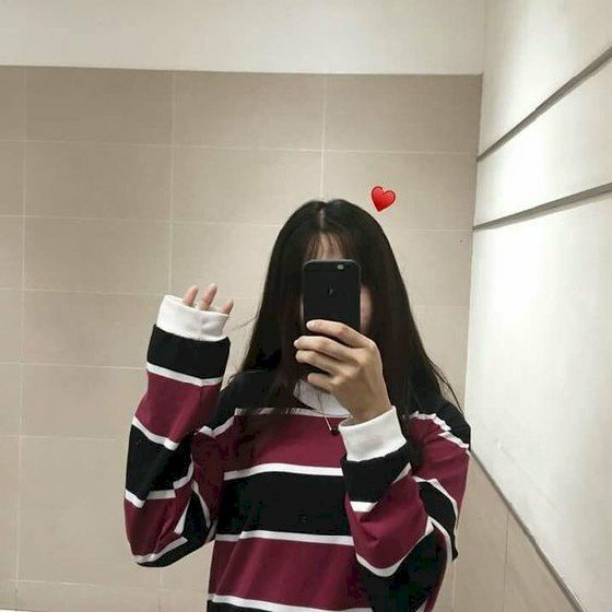 Ảnh gái che mặt nghệ thuật ngoài trời