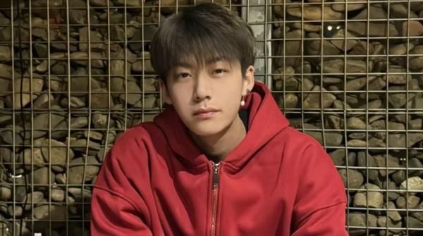 Hot boy Pang Bowen Trung Quốc