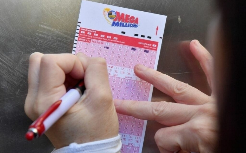 Cách Chơi Mega Millions là gì? Quy tắc chọn Mega Ball và cơ hội trúng thưởng.