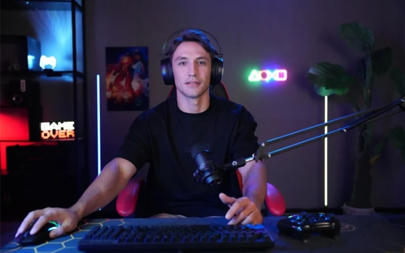 Áp lực tâm lý và sức khỏe Góc khuất kinh hoàng sau ánh đèn