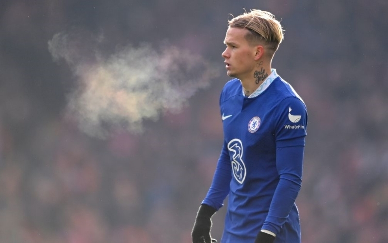 Làm sao để không bị "bẫy" bởi các tin đồn chuyển nhượng?