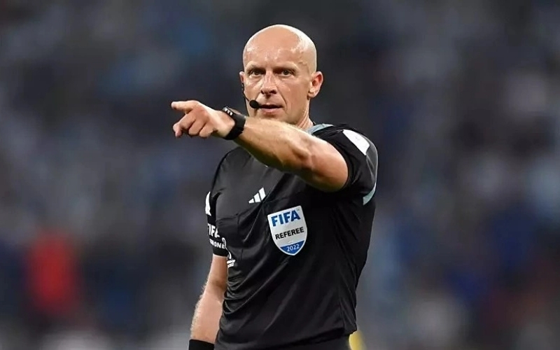 Quy trình tuyển chọn và đánh giá năng lực trọng tài chính bắt chính World Cup