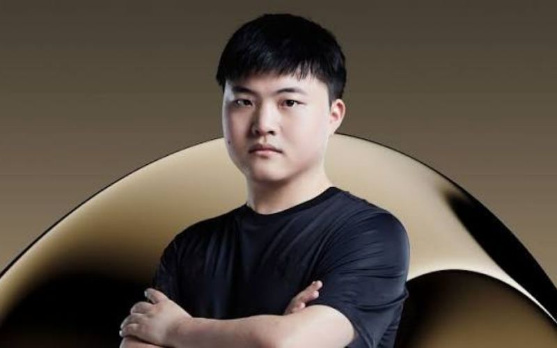 Uzi Huyền Thoại Xạ Thủ Và Hành Trình Chinh Phục Đỉnh Cao Esports